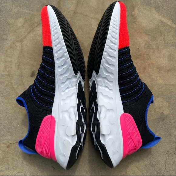 Nike Epic Phantom Run Flyknit 2 Road No Lace Running Shoes Women's 6.5 NWOB - Picture 6 of 9